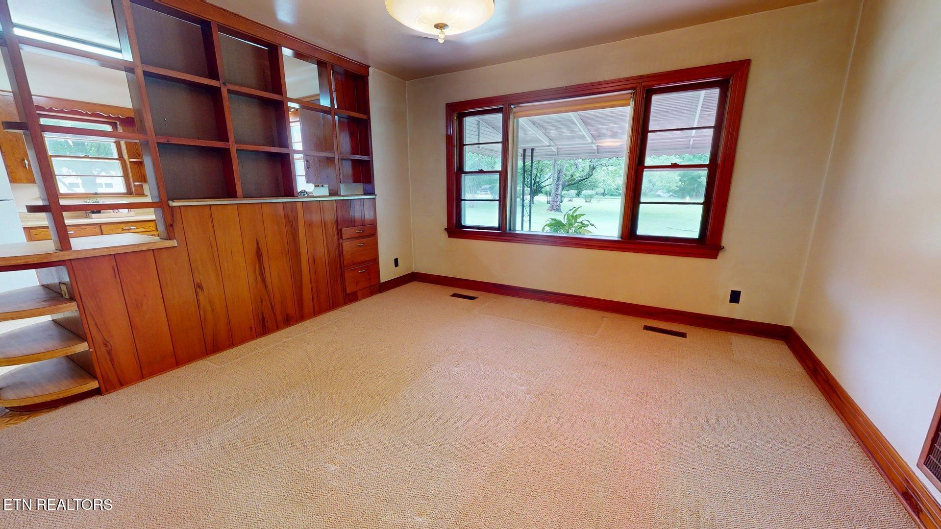 1211 Craig Road Knoxville, TN 37919 - Photo 13 of 42 Dining room
