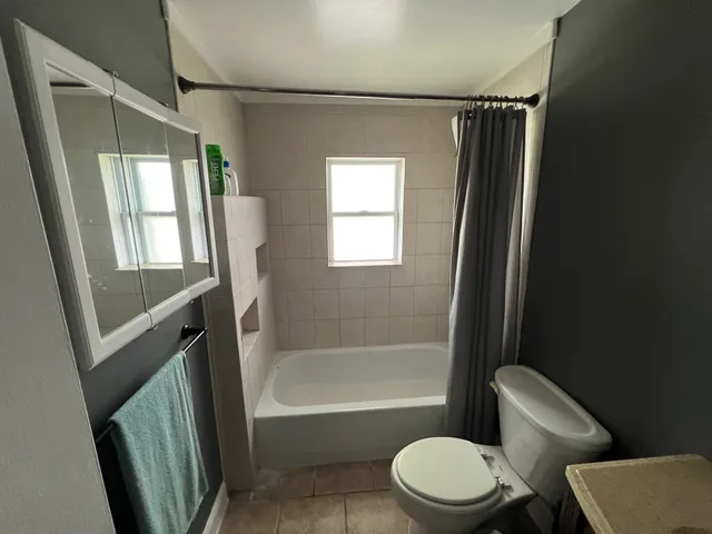 $1,875 | 56 North Whitney Street, St. Augustine, FL 32084