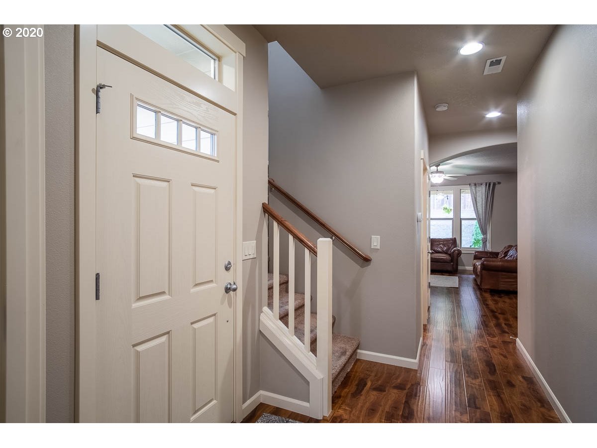 4005 North 5th Way Ridgefield, WA 98642 - Photo 2 of 28 Gallery Image 2