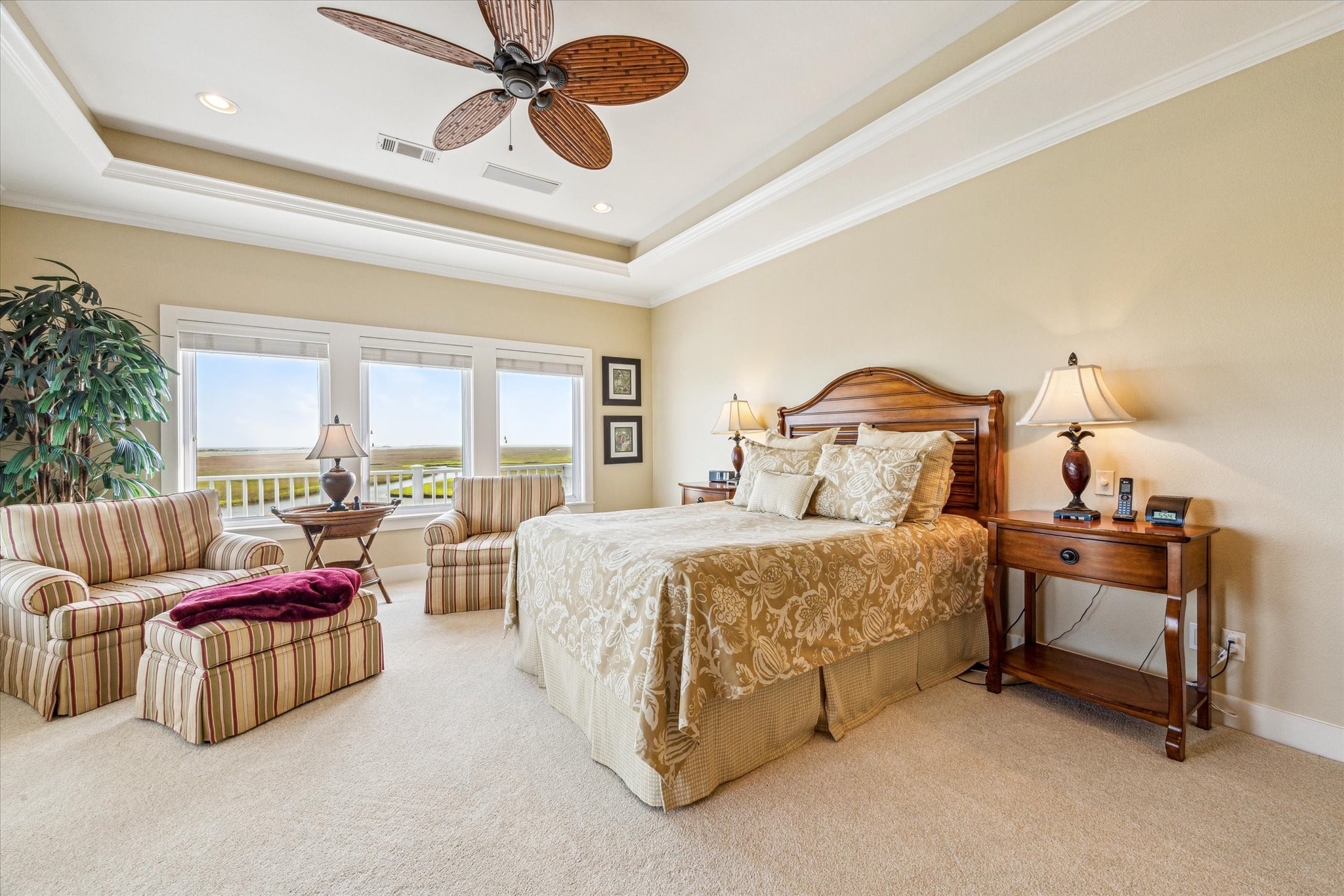 1 Shell Key Hitchcock, TX 77563 - Photo 29 of 50 a bedroom with furniture and a chandelier fan