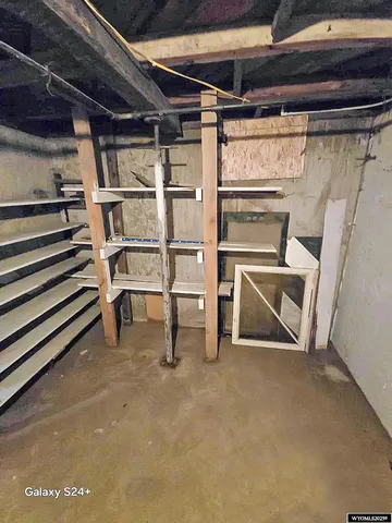 $249,900 | 228 13th Street, Evanston, WY 82930