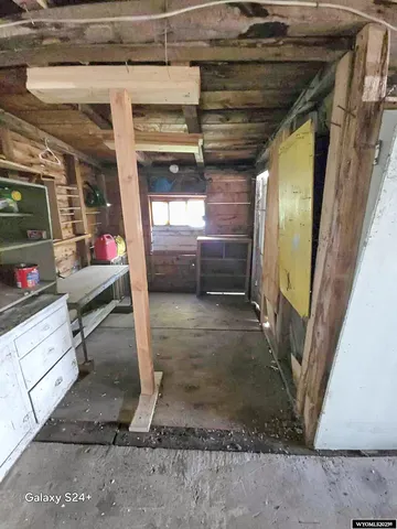 $249,900 | 228 13th Street, Evanston, WY 82930