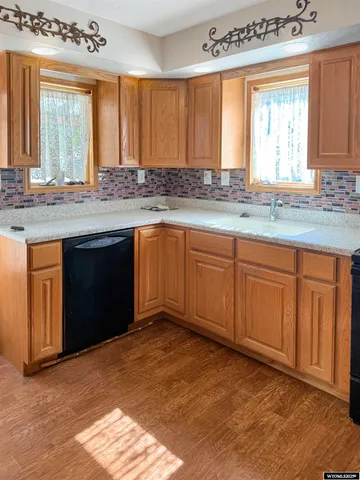 $249,900 | 228 13th Street, Evanston, WY 82930