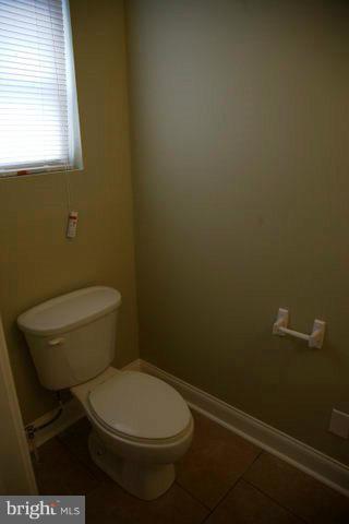 4106 Fordleigh Road Baltimore, MD 21215 - Photo 13 of 30 Bath