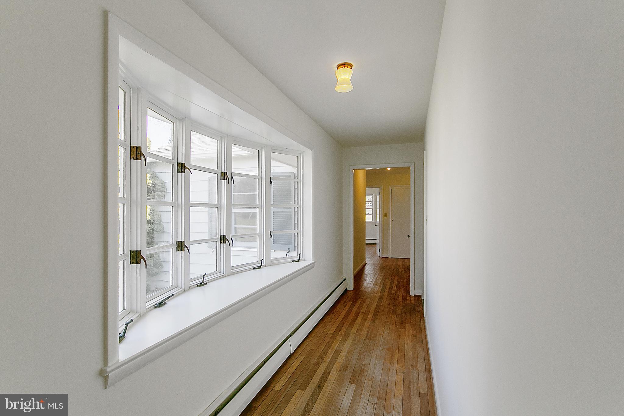 3611 Petersville Road Knoxville, MD 21758 - Photo 27 of 50 HALL TO BEDROOMS