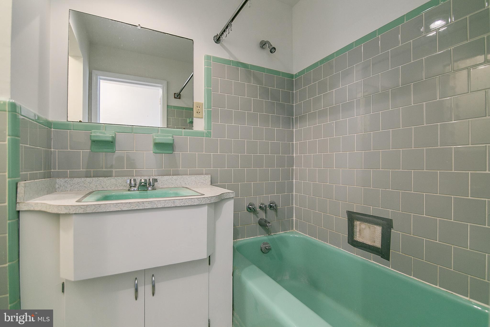 3611 Petersville Road Knoxville, MD 21758 - Photo 28 of 50 HALL BATH