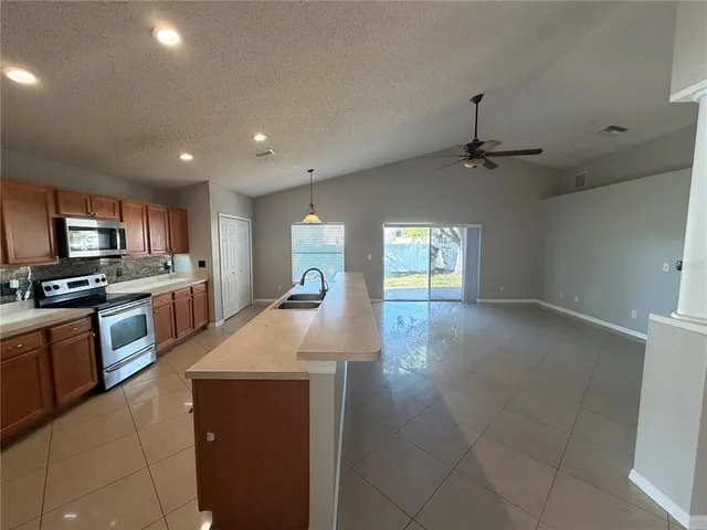 $1,900 | 209 Aberdeen Street, Davenport, FL 33837