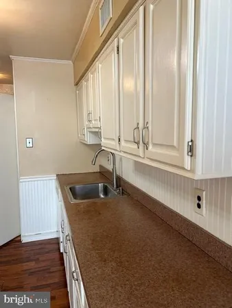 $2,800 | 2813 Walnut Hill Street, Unit A, Philadelphia, PA 19152