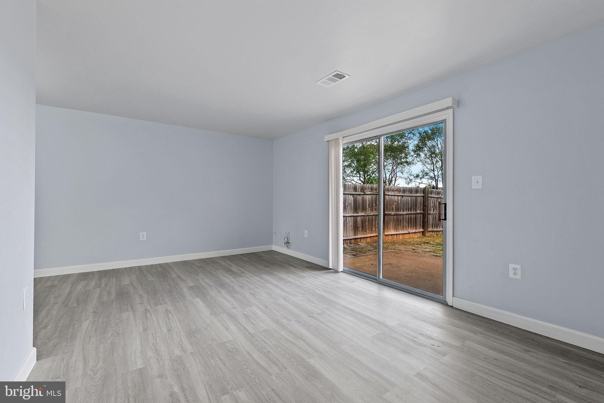 8145 Community Drive Manassas, VA 20109 - Photo 17 of 36