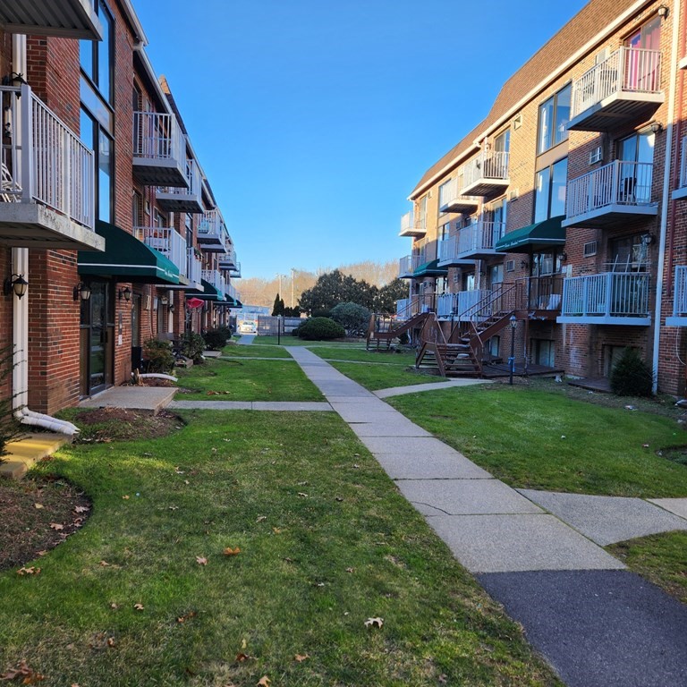 1186 Worcester Road, Unit 531 Framingham, MA 01702 - Photo 1 of 6 Gallery Image 1