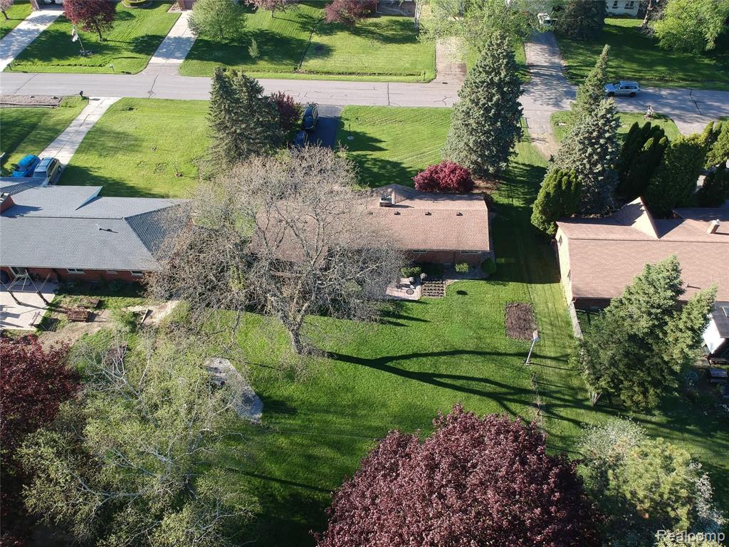 95 Boyken Road Rochester, MI 48307 - Photo 13 of 35