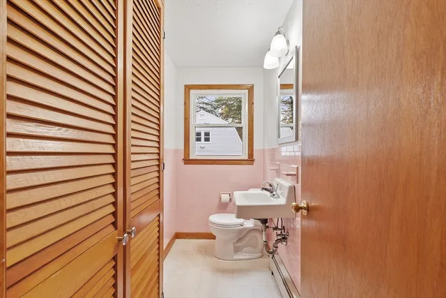 $2,800 | 4 Haskell Road, Pepperell, MA 01463