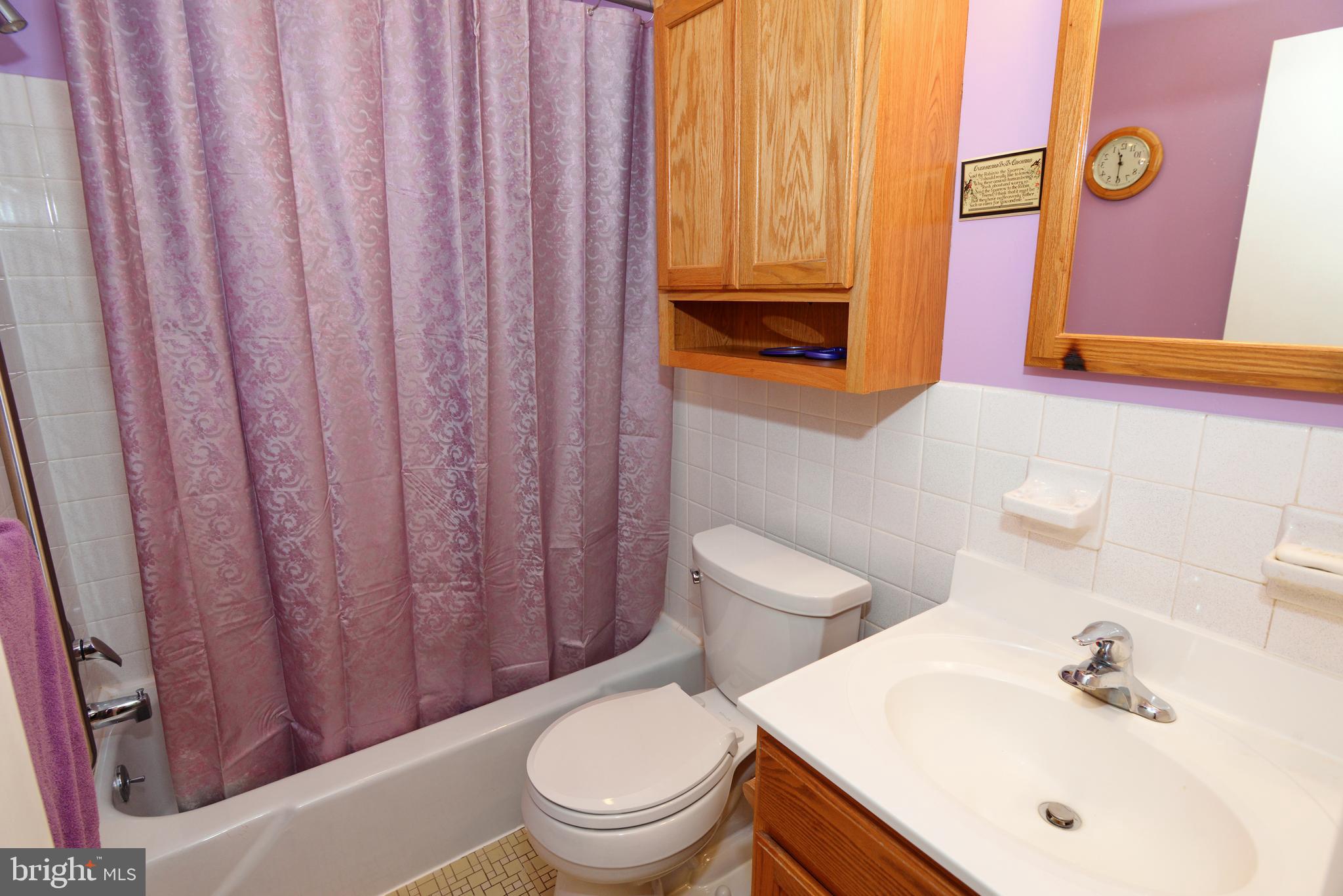 485 Quarry Road Harleysville, PA 19438 - Photo 26 of 37 Full Hall Bath