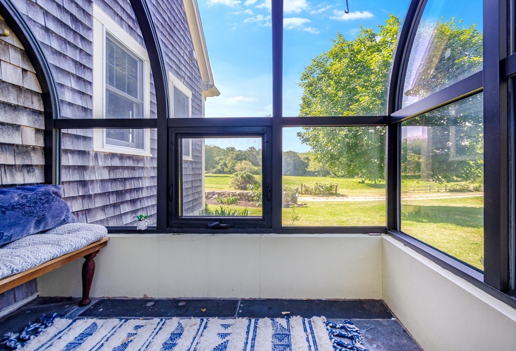 442 Horseneck Road Westport, MA 02790 - Photo 9 of 38