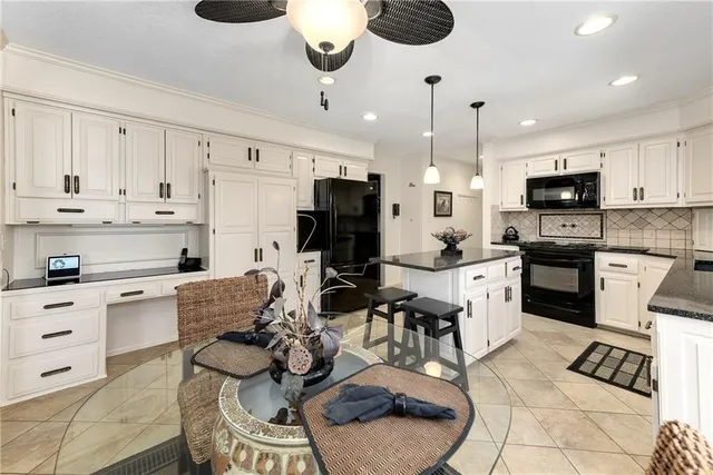 $474,900 | 8041 Acuff Lane, Lenexa, KS 66215