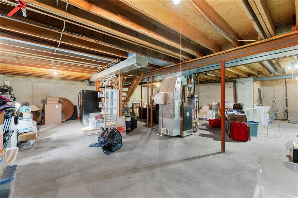 8041 Acuff Lane Lenexa, KS 66215 - Photo 29 of 33