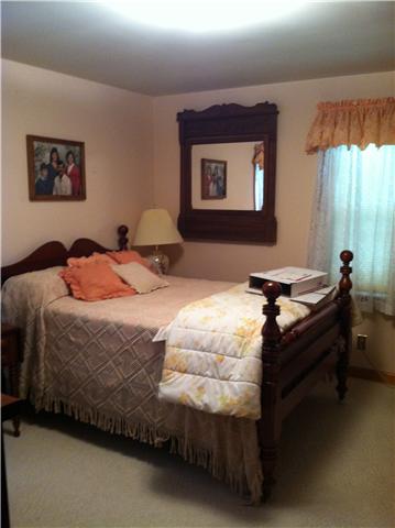4774 Kinneys School Road Springfield, TN 37172 - Photo 8 of 11 Another Bedroom