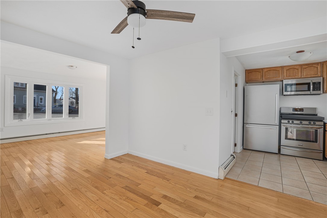 85 Reed Street Warwick, RI 02886 - Photo 13 of 28