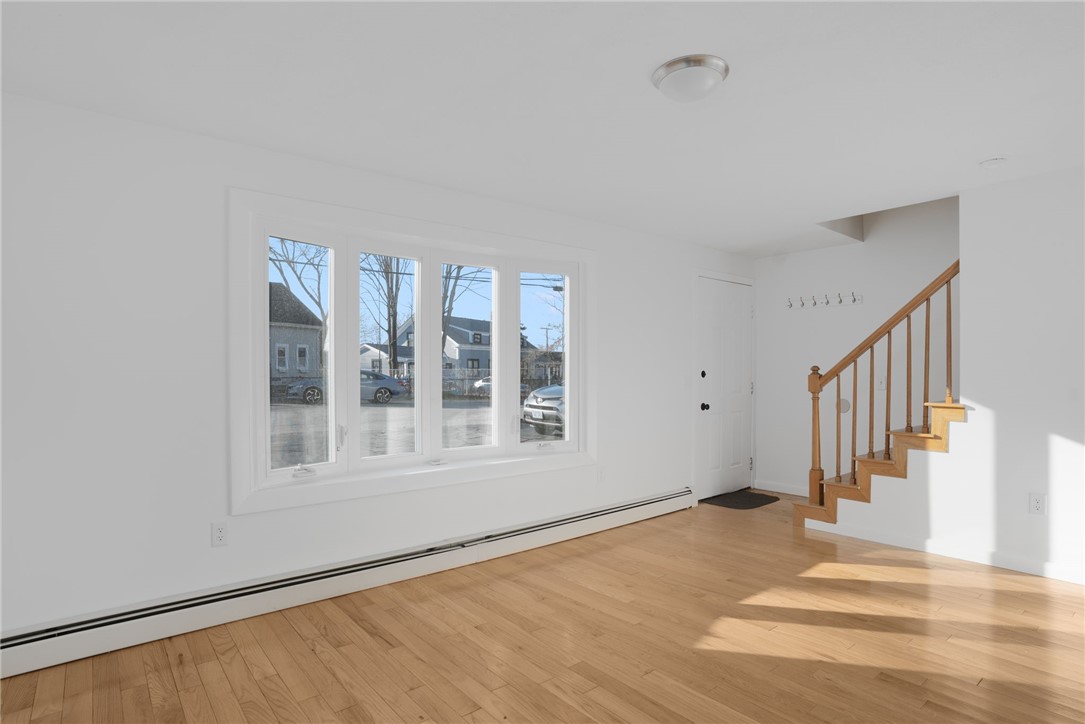 85 Reed Street Warwick, RI 02886 - Photo 10 of 28