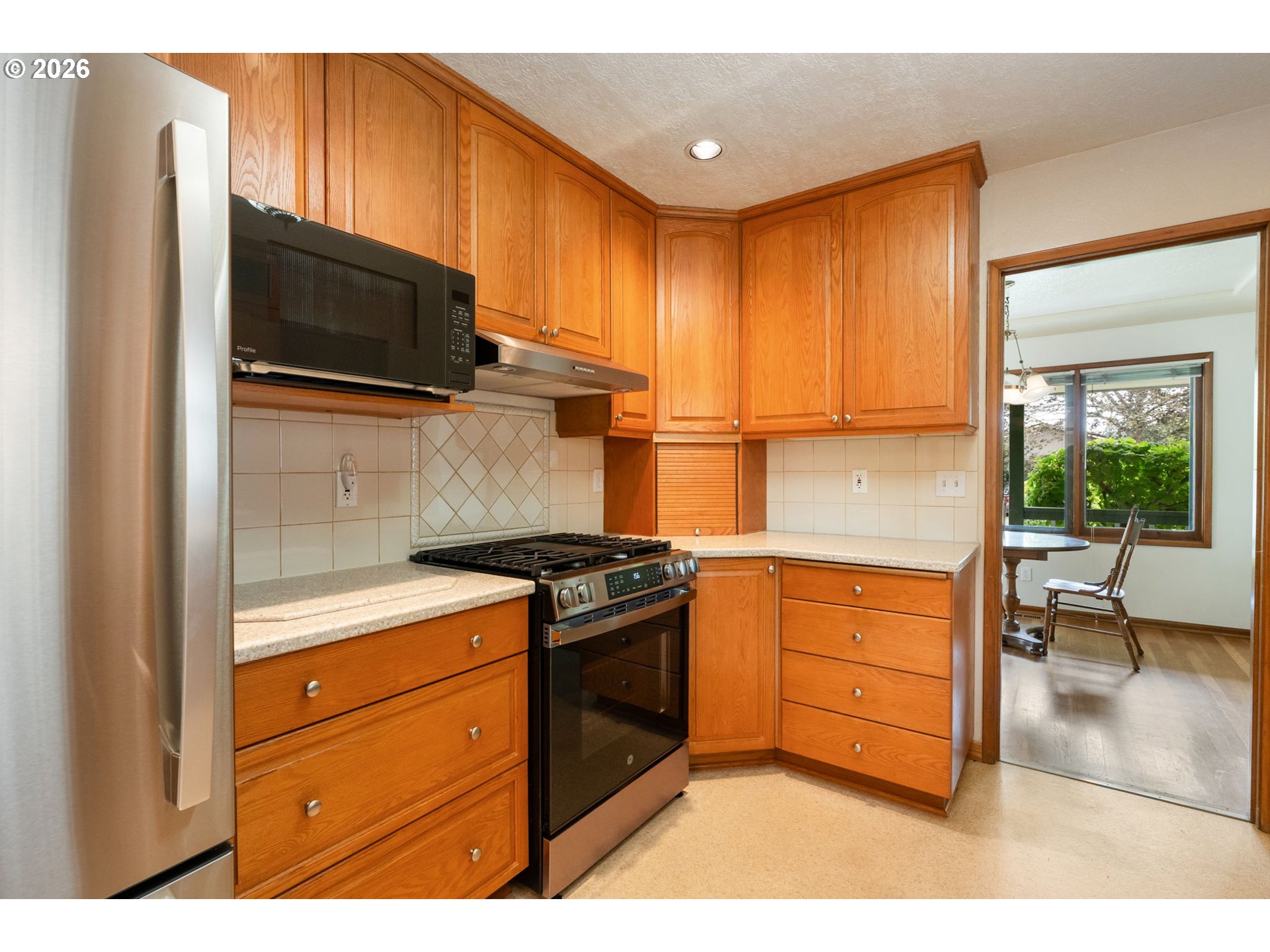 3623 Northeast 67th Avenue Portland, OR 97213 - Photo 8 of 46