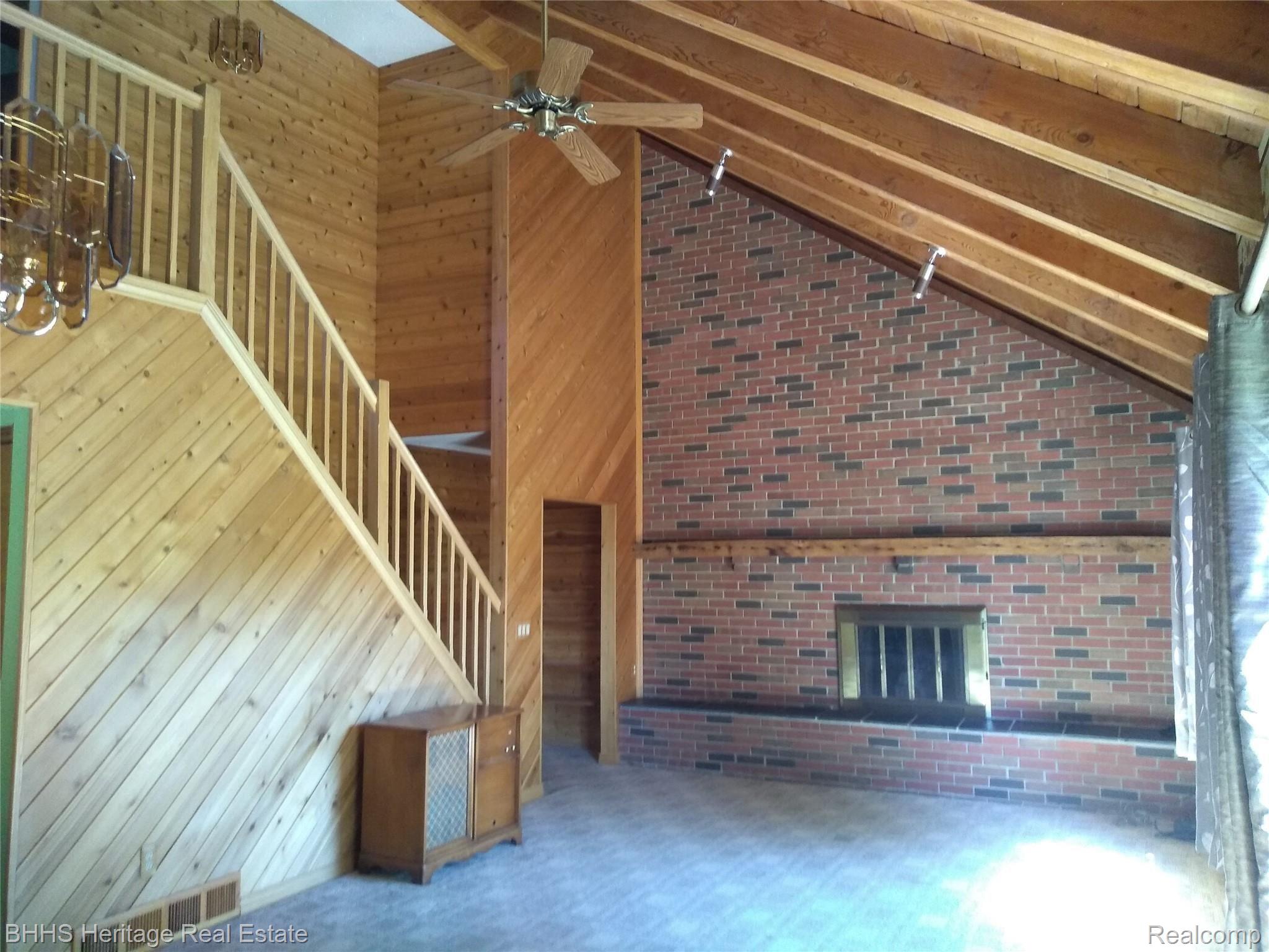3828 Curdy Road Howell, MI 48855 - Photo 13 of 30 IMG_20200820_145936682.jpg