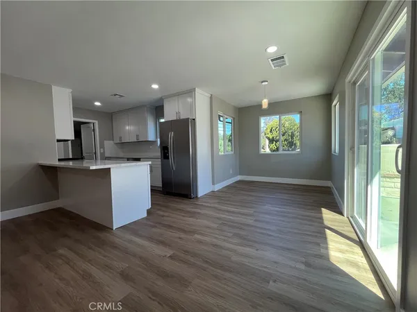 $3,950 | 9335 Chimney Rock Lane, El Cajon, CA 92021
