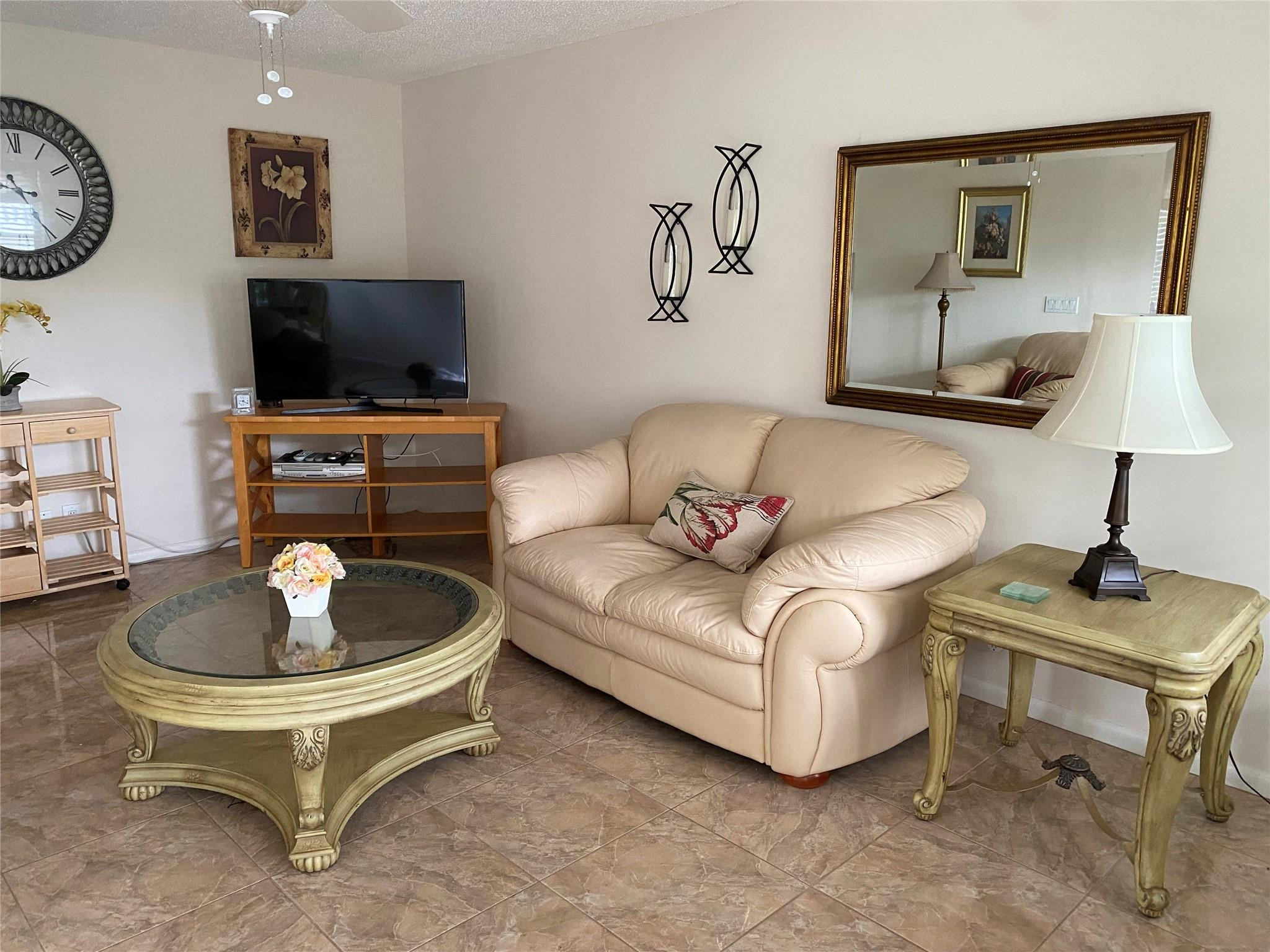 400 Markham R, Unit 400 Deerfield Beach, FL 33442 - Photo 2 of 52 Photo 2