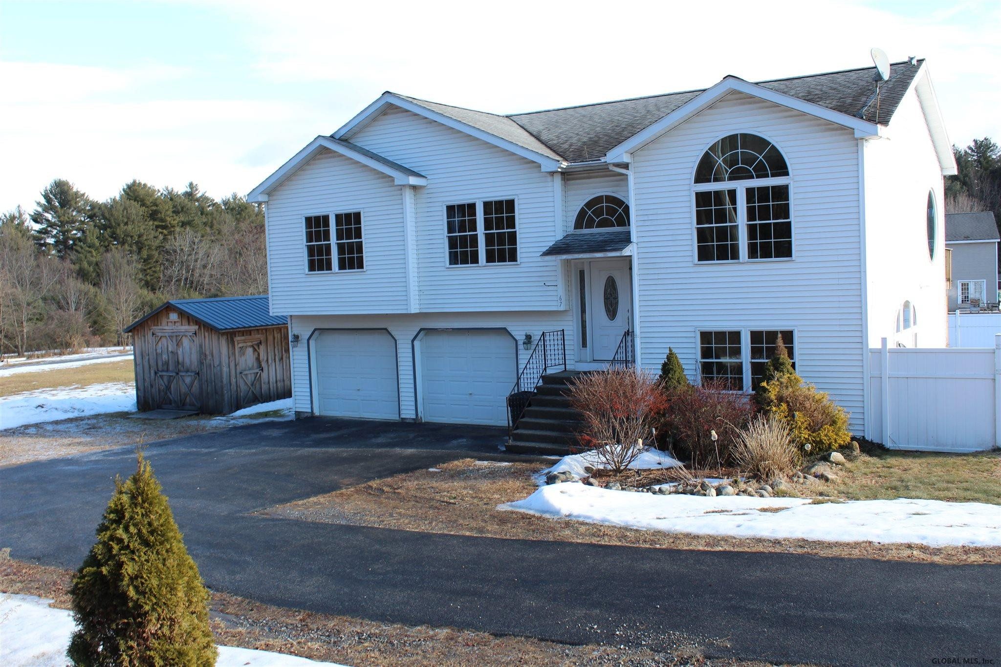 67 Locust Ridge Drive Corinth, NY 12822 - Photo 5 of 39 Photo 5