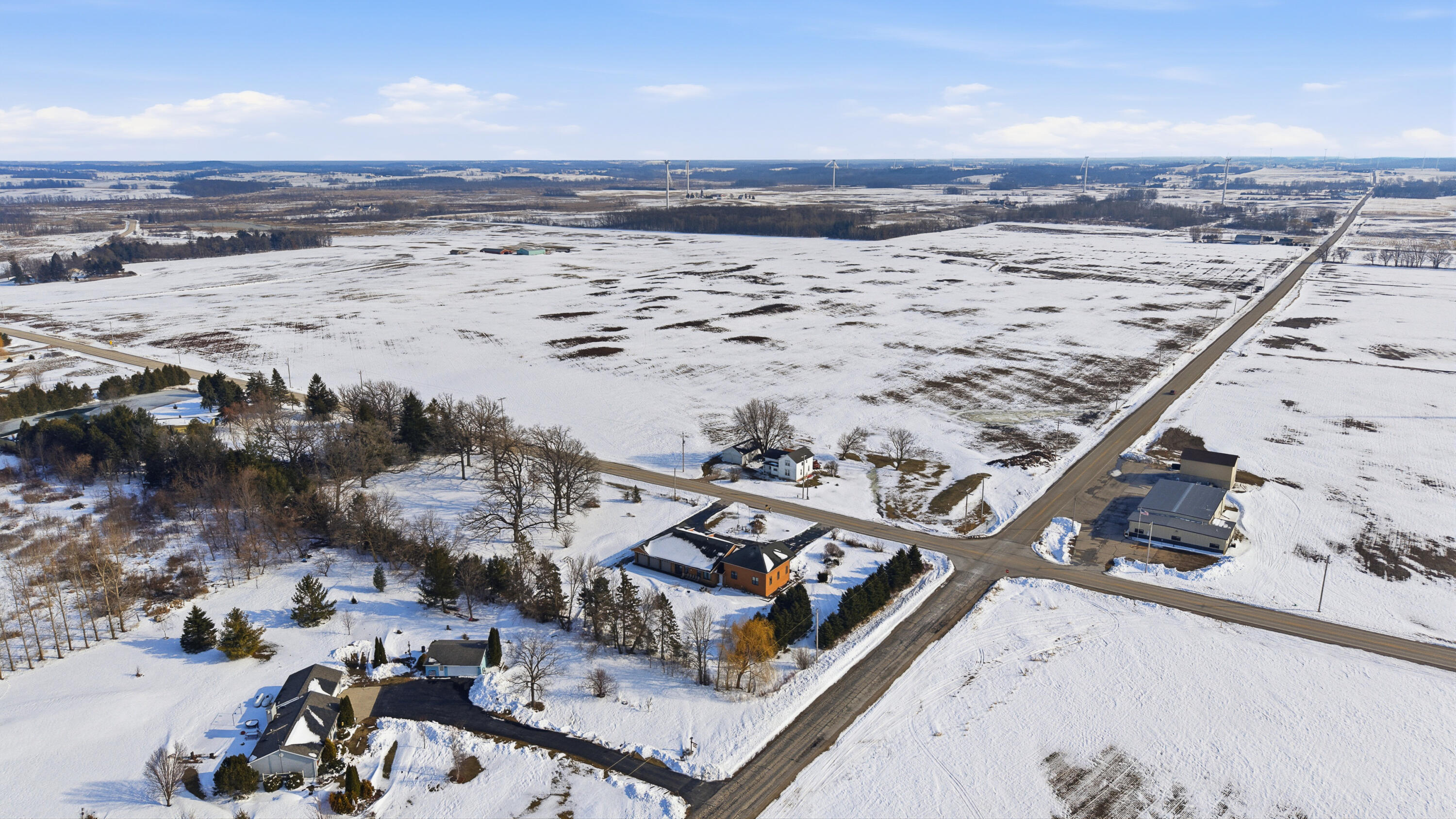 W2091 County HH Calumet, WI 53049 - Photo 30 of 44 DJI_20260319162556_0323_D