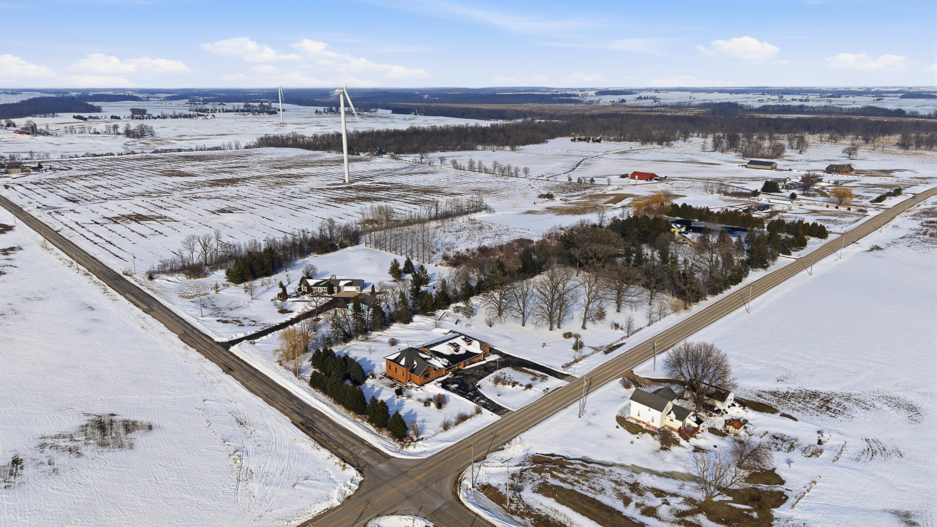 W2091 County HH Calumet, WI 53049 - Photo 31 of 44 DJI_20260319162622_0326_D