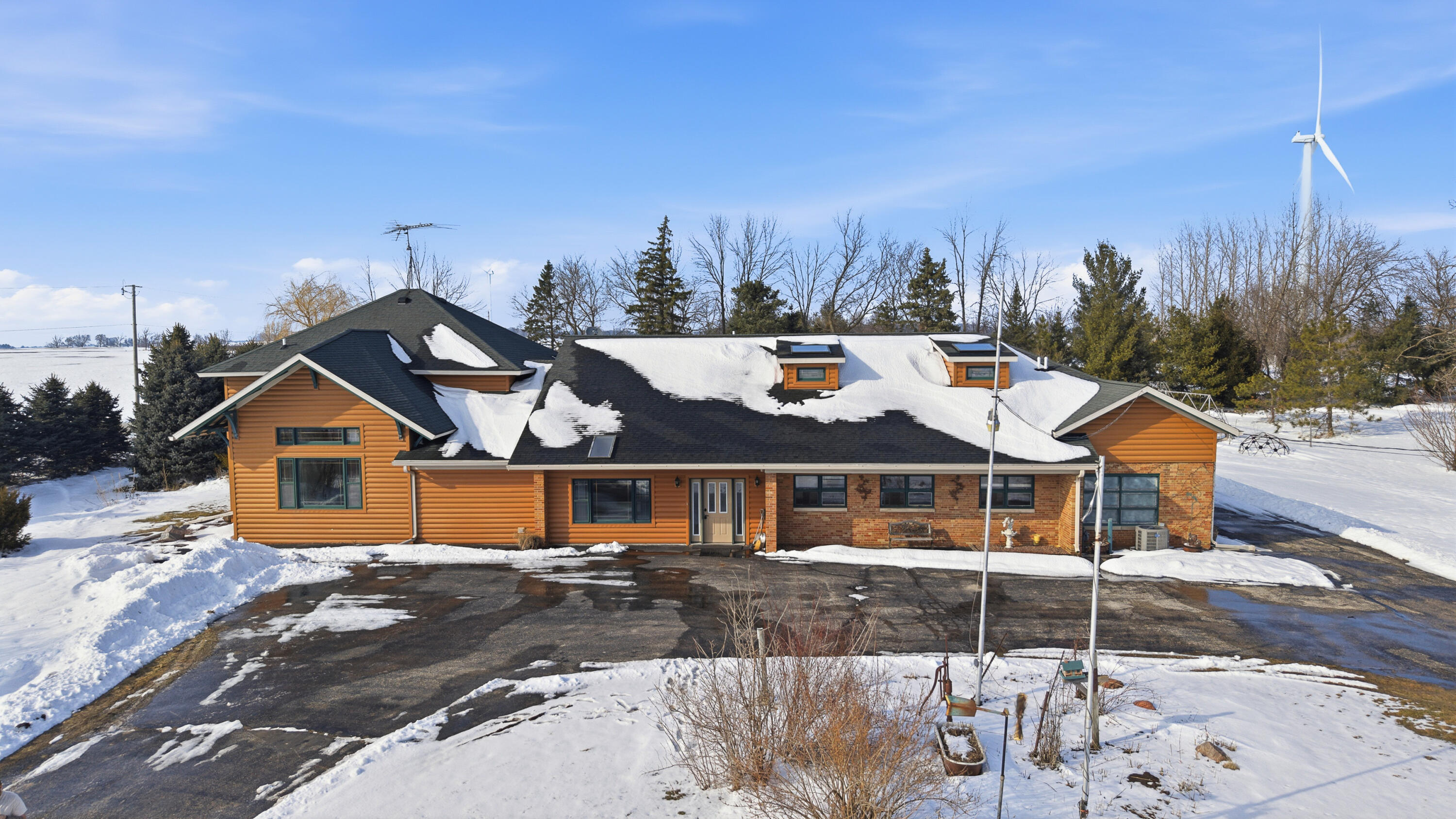 W2091 County HH Calumet, WI 53049 - Photo 35 of 44 DJI_20260319163046_0353_D-Edit