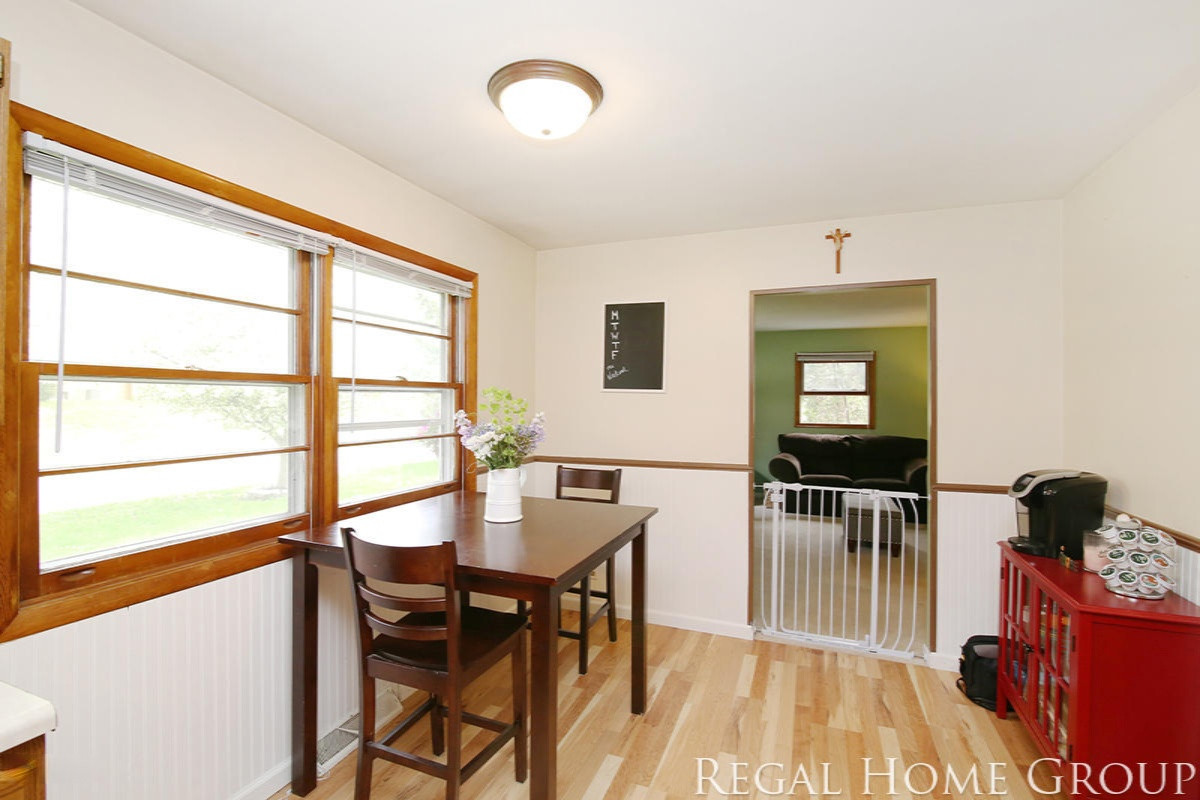 2034 Acton Road Northwest Grand Rapids, MI 49504 - Photo 11 of 23 IMG_2044