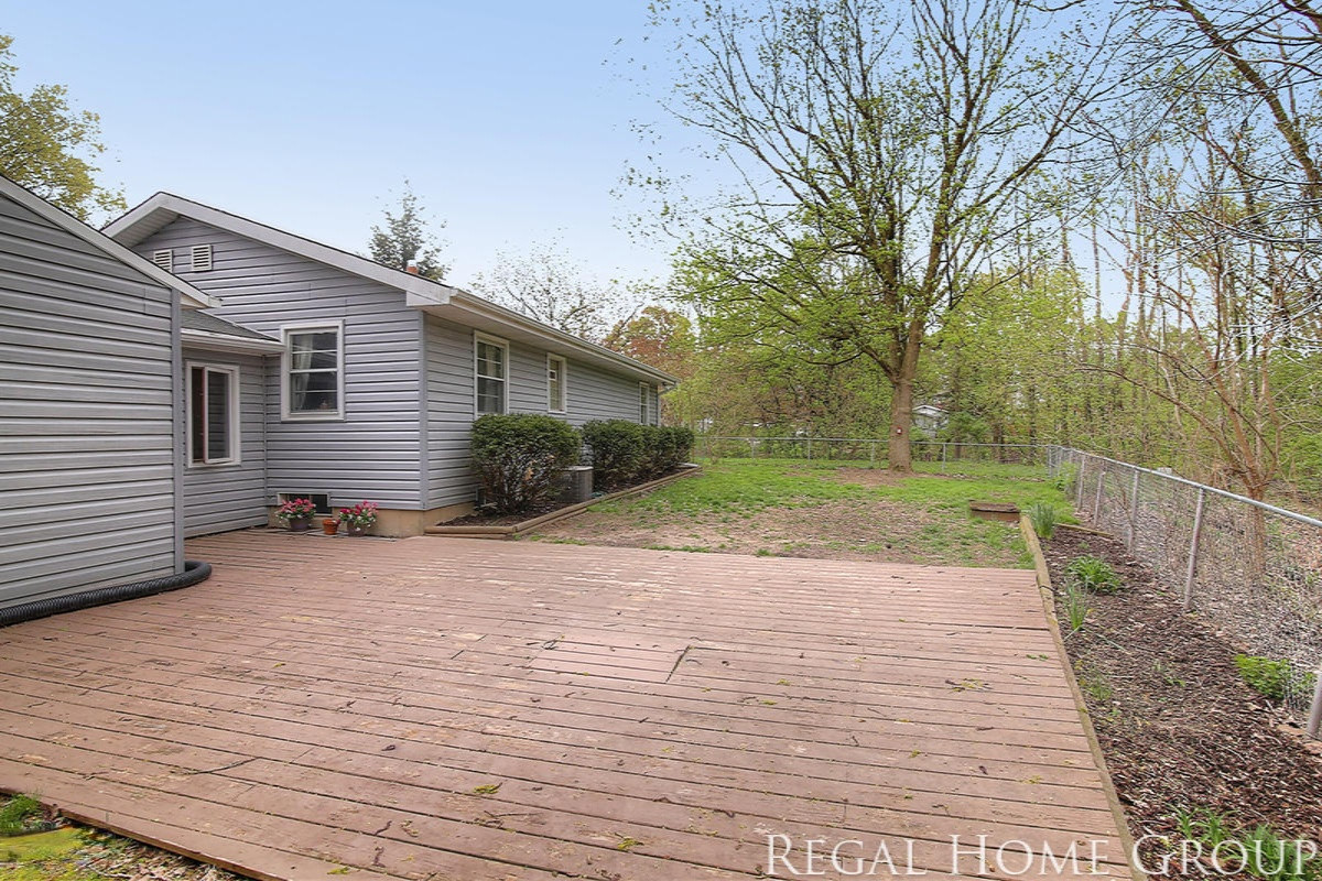 2034 Acton Road Northwest Grand Rapids, MI 49504 - Photo 23 of 23 IMG_2056