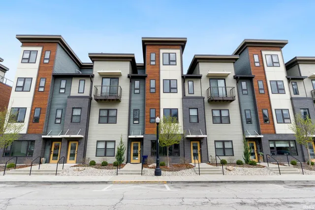 $529,900 | 410 West Brackenridge Street, Fort Wayne, IN 46802