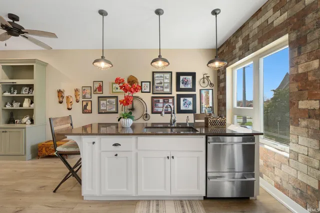 $529,900 | 410 West Brackenridge Street, Fort Wayne, IN 46802