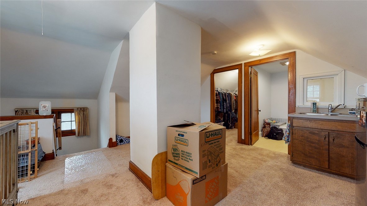 2633 Colchester Road Cleveland, OH 44106 - Photo 13 of 18