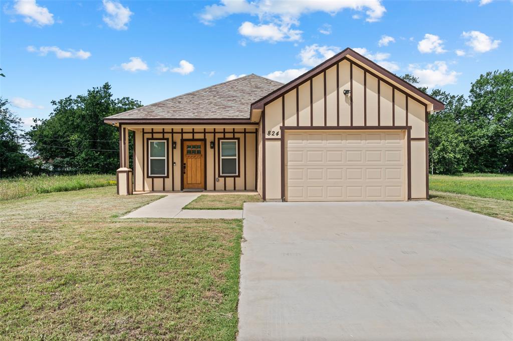 824 Hubert Street Waco, TX 76704 - Photo 1 of 20