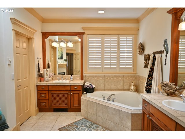 17206 Northeast 30th Place Ridgefield, WA 98642 - Photo 18 of 32 Gallery Image 18