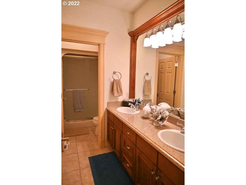 17206 Northeast 30th Place Ridgefield, WA 98642 - Photo 24 of 32 Gallery Image 24