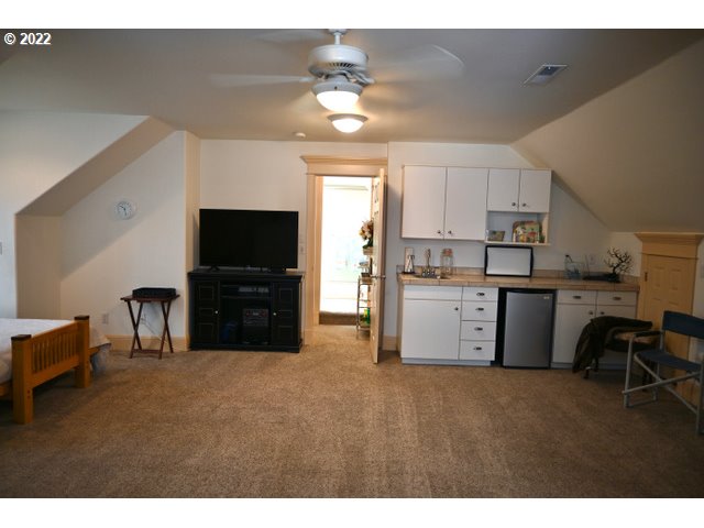 17206 Northeast 30th Place Ridgefield, WA 98642 - Photo 28 of 32 Gallery Image 28