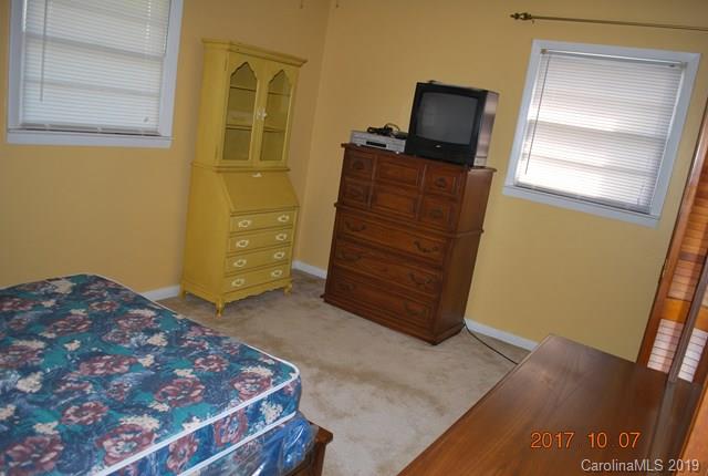 742 Fairview Road Marion, NC 28752 - Photo 9 of 22
