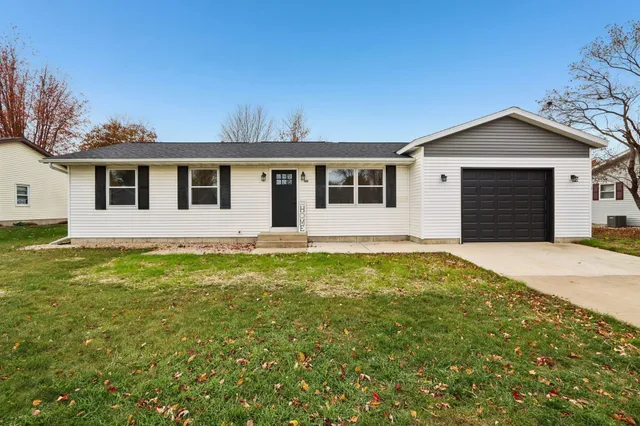 $389,900 | 543 Sycamore Street, Sauk City, WI 53583