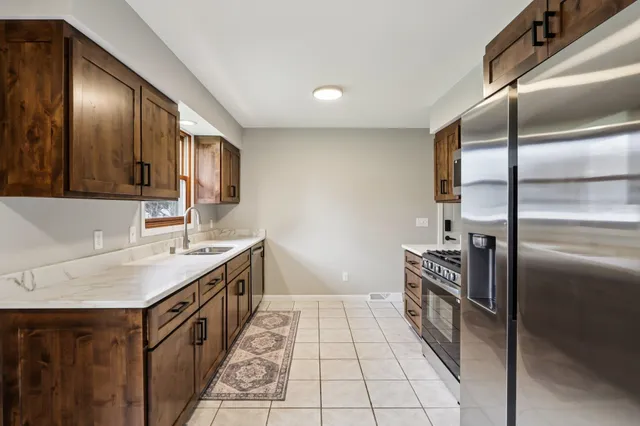 $389,900 | 543 Sycamore Street, Sauk City, WI 53583