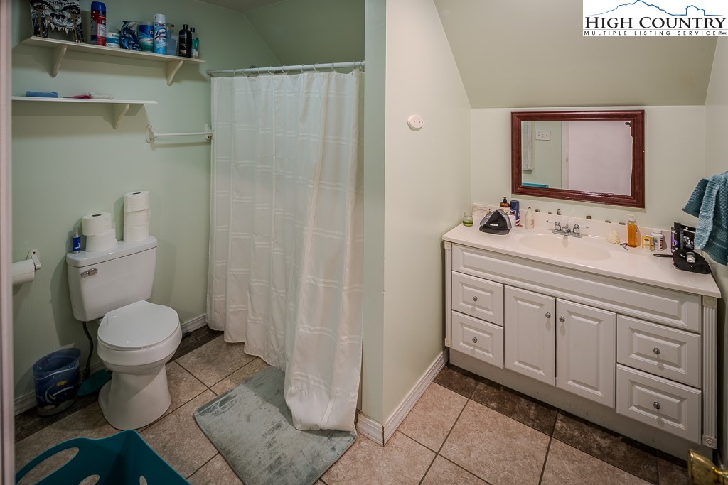 428 Phillip Road Elk Park, NC 28622 - Photo 23 of 30