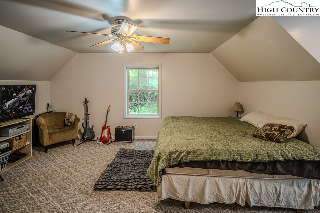 428 Phillip Road Elk Park, NC 28622 - Photo 24 of 30