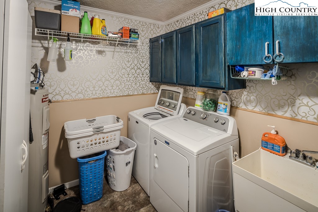 428 Phillip Road Elk Park, NC 28622 - Photo 25 of 30