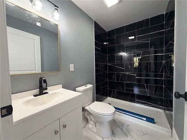 $2,600 | 93 Ledge Street, Unit 2, Providence, RI 02904