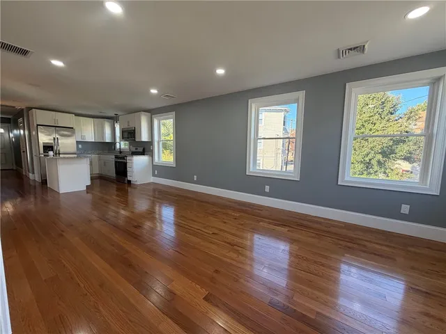 $2,600 | 93 Ledge Street, Unit 2, Providence, RI 02904