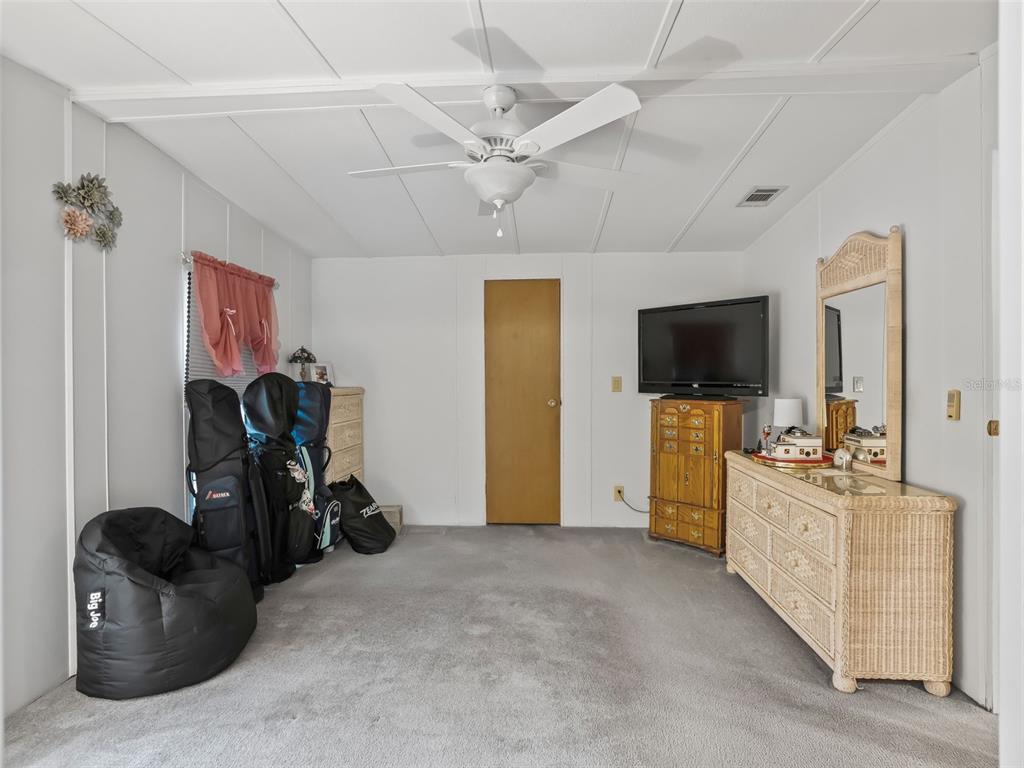16160 Southeast 97th Terrace Road Summerfield, FL 34491 - Photo 25 of 42 Gallery Image 25