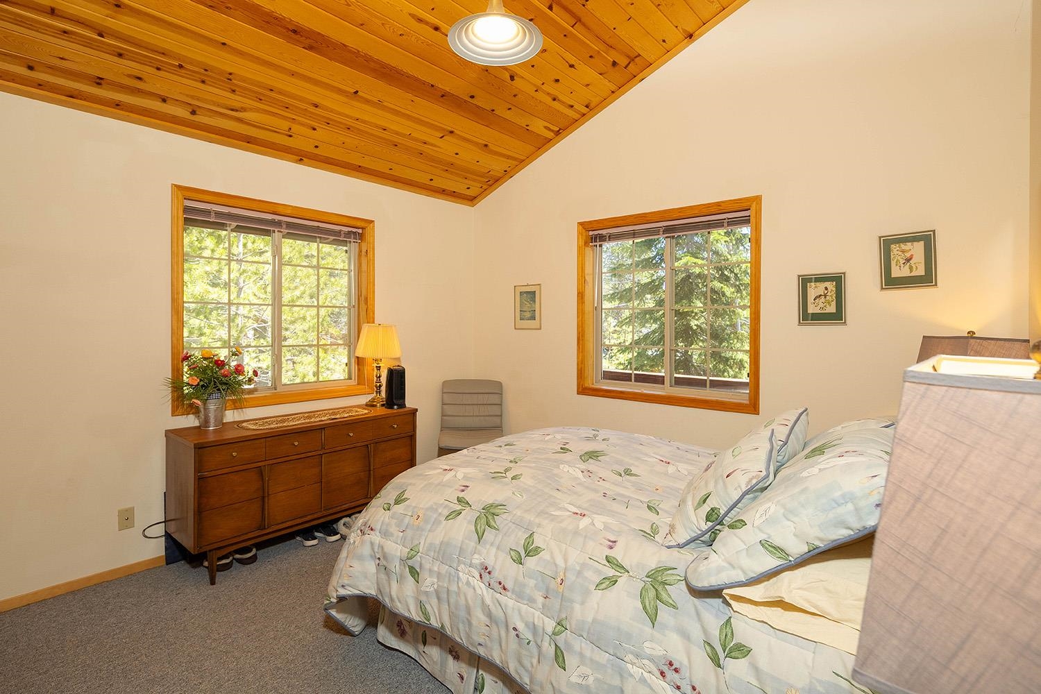 12048 Kitzbuhel Road Truckee, CA 96161 - Photo 10 of 19 Gallery Image 10